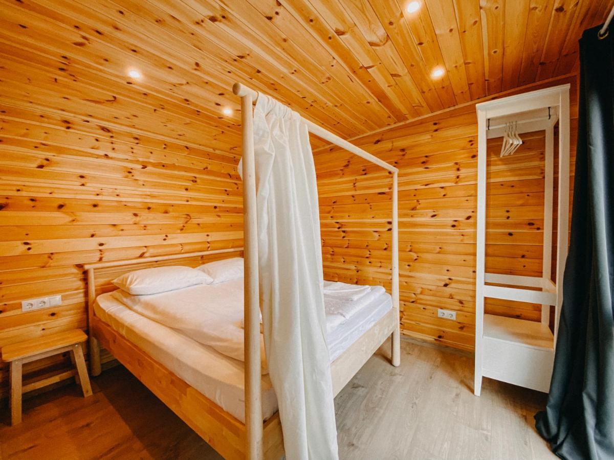 Pixel - Tiny Campus Villa Tîrgu Secuiesc Exteriör bild