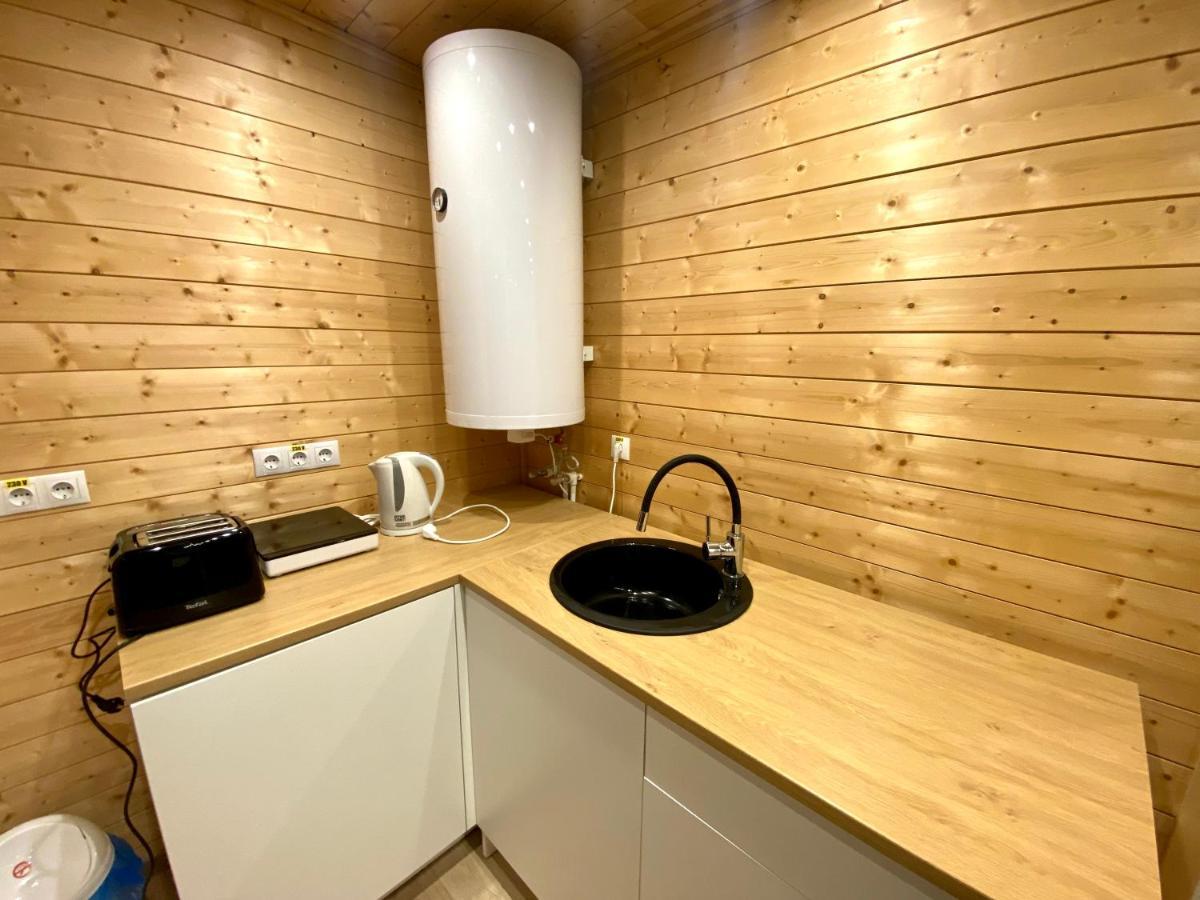 Pixel - Tiny Campus Villa Tîrgu Secuiesc Exteriör bild