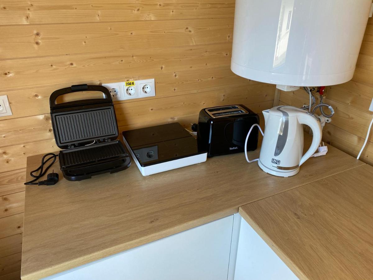 Pixel - Tiny Campus Villa Tîrgu Secuiesc Exteriör bild